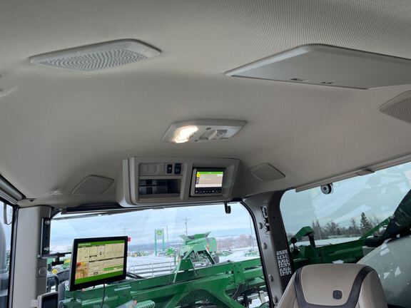 2025 John Deere 412R Sprayer/High Clearance