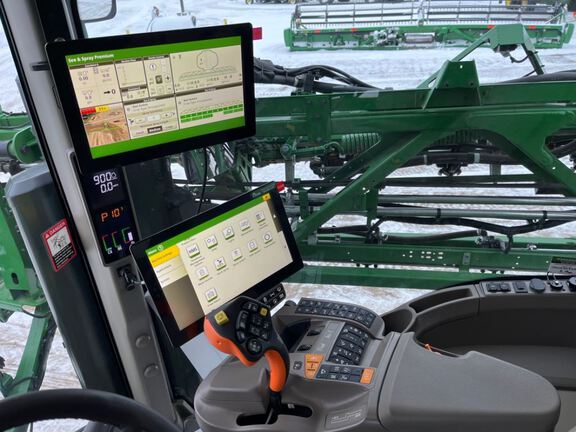 2025 John Deere 412R Sprayer/High Clearance