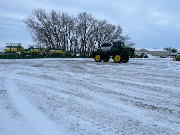 2025 John Deere 412R Sprayer/High Clearance