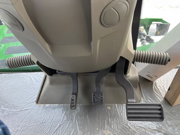 2025 John Deere 412R Sprayer/High Clearance