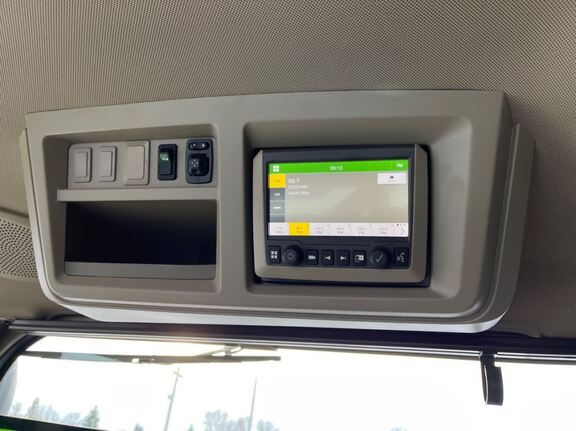 2025 John Deere 412R Sprayer/High Clearance