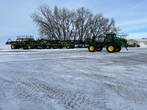 2025 John Deere 412R Sprayer/High Clearance