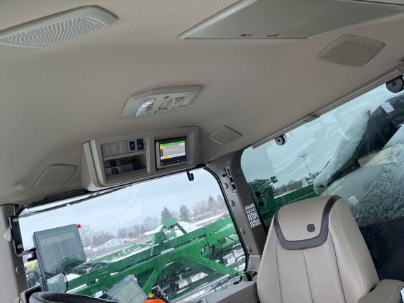 2025 John Deere 412R Sprayer/High Clearance