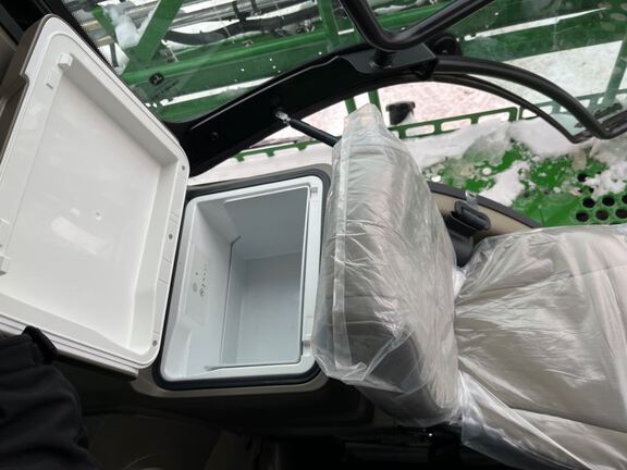 2025 John Deere 412R Sprayer/High Clearance