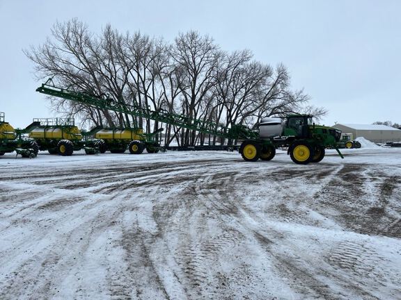 2025 John Deere 412R Sprayer/High Clearance