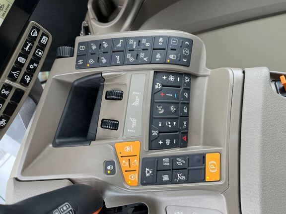 2025 John Deere 412R Sprayer/High Clearance