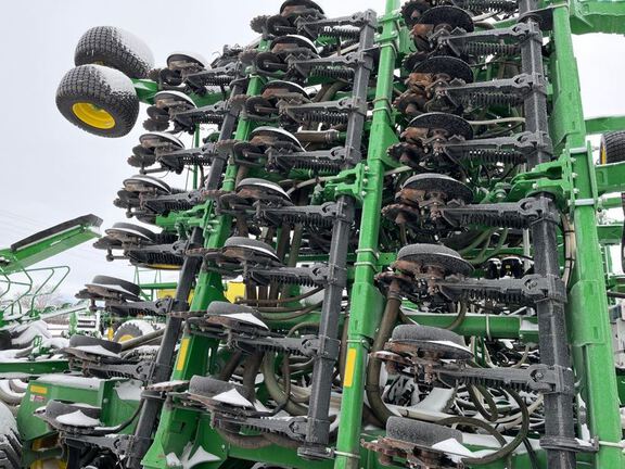 2024 John Deere N560F-C850 Air Seeder