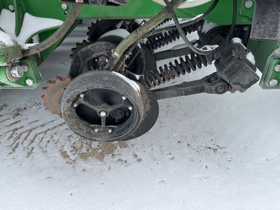 2024 John Deere N560F-C850 Air Seeder