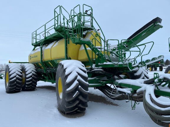 2024 John Deere N560F-C850 Air Seeder