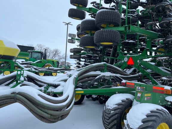 2024 John Deere N560F-C850 Air Seeder