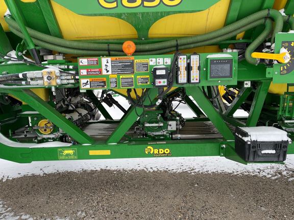 2024 John Deere N560F-C850 Air Seeder