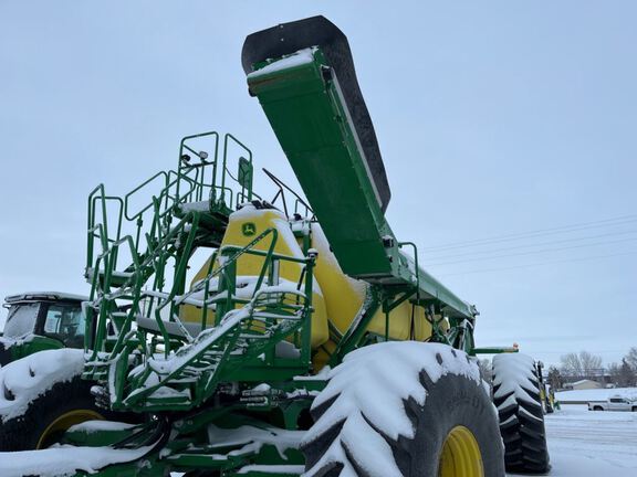 2024 John Deere N560F-C850 Air Seeder