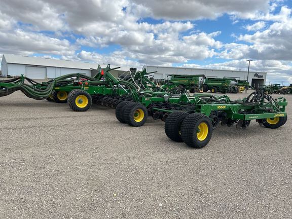 2024 John Deere N560F-C850 Air Seeder