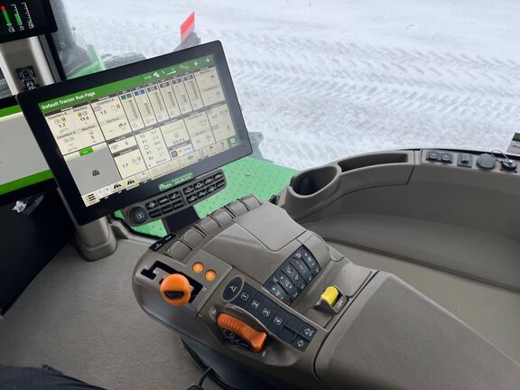 2024 John Deere 9R 590 Tractor 4WD