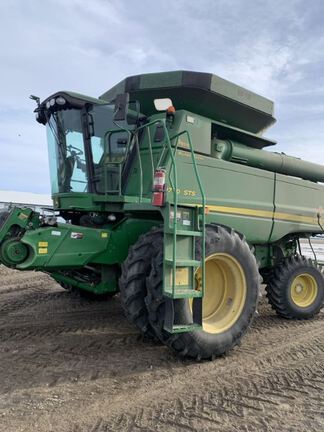 2010 John Deere 9770 STS Combine