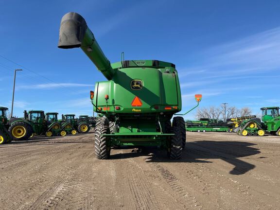 2010 John Deere 9770 STS Combine