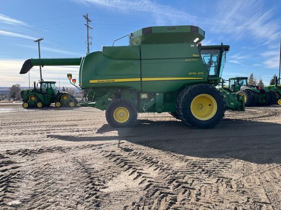 2010 John Deere 9770 STS Combine