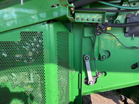 2010 John Deere 9770 STS Combine