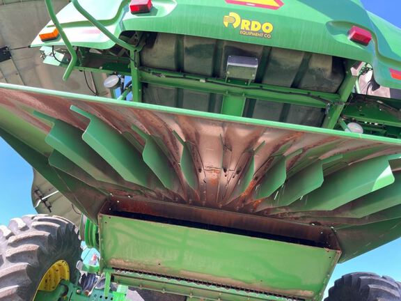 2010 John Deere 9770 STS Combine