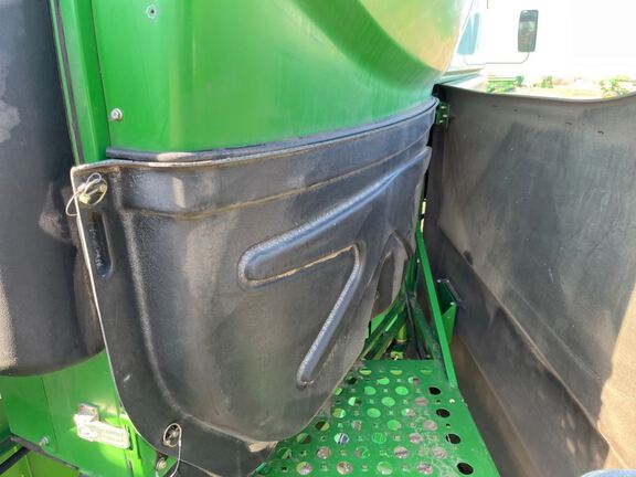 2010 John Deere 9770 STS Combine