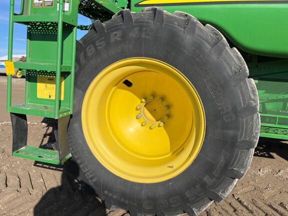 2010 John Deere 9770 STS Combine