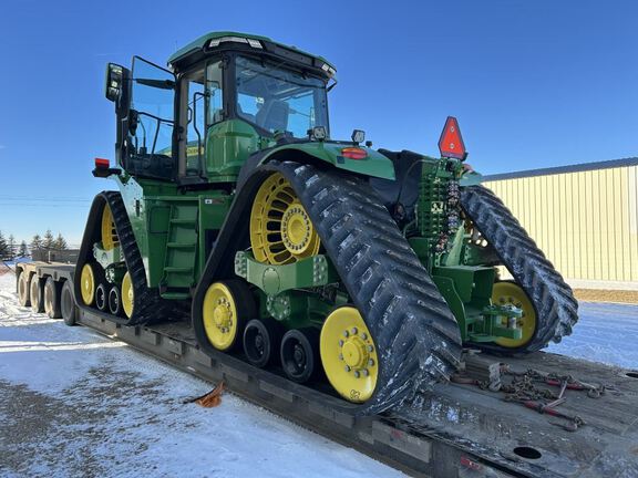 2024 John Deere 9RX 590 Tractor Rubber Track