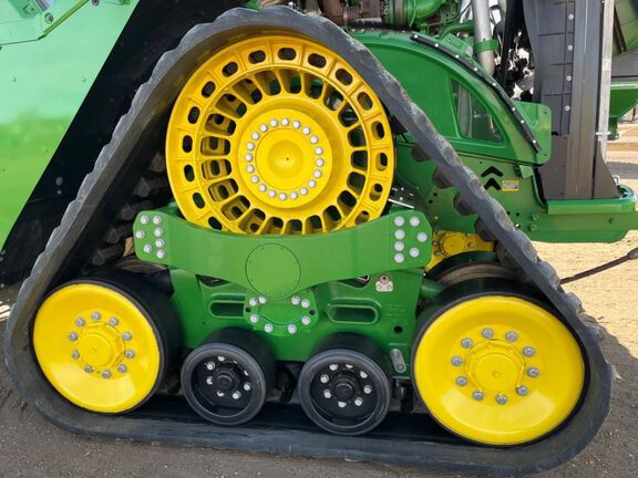 2024 John Deere 9RX 590 Tractor Rubber Track