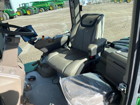 2024 John Deere 9RX 590 Tractor Rubber Track