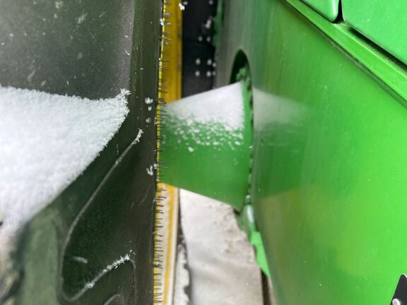 2025 John Deere 9R 540 Tractor 4WD