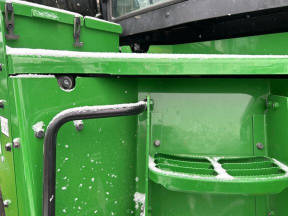 2025 John Deere 9R 540 Tractor 4WD