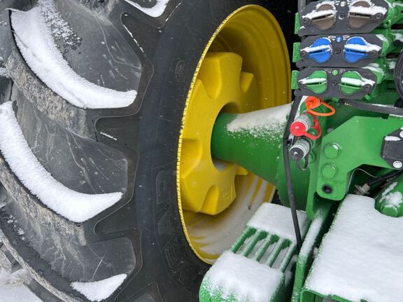 2025 John Deere 9R 540 Tractor 4WD