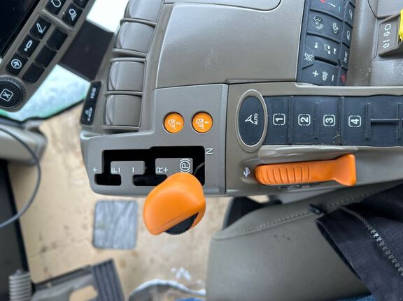 2025 John Deere 9R 540 Tractor 4WD