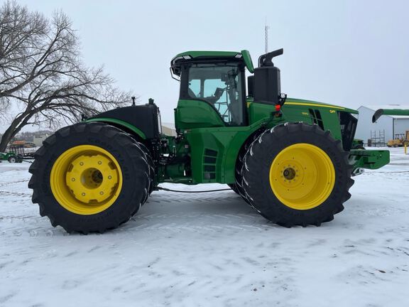 2024 John Deere 9R 590 Tractor 4WD