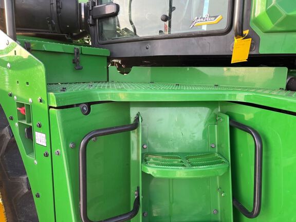 2025 John Deere 9R 540 Tractor 4WD