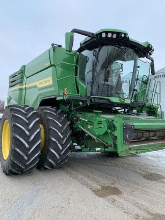 2023 John Deere X9 1000 Combine