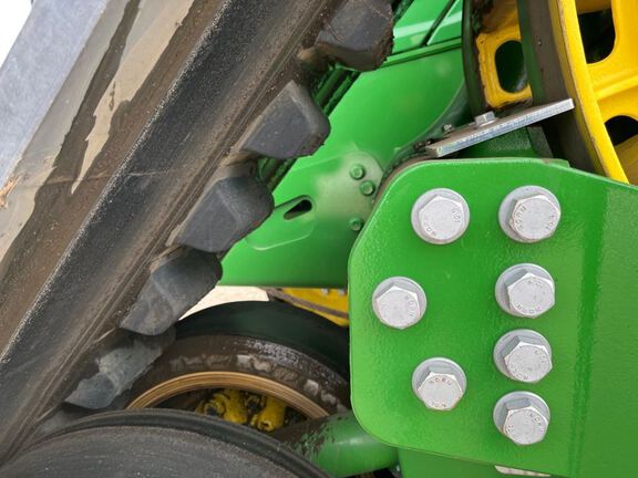 2024 John Deere 9RX 640 Tractor Rubber Track