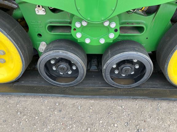 2024 John Deere 9RX 640 Tractor Rubber Track