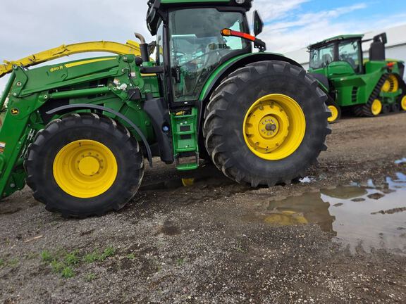 2025 John Deere 6R 195 Tractor