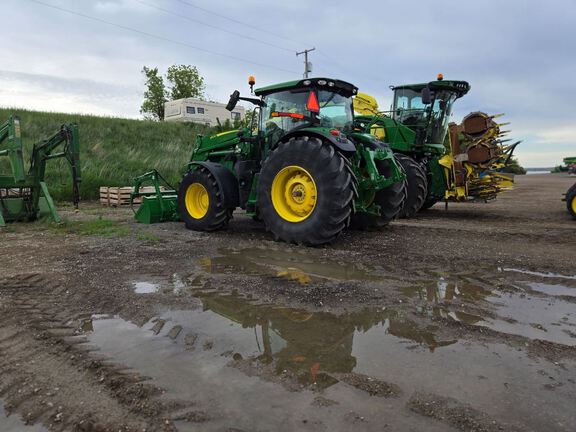 2025 John Deere 6R 195 Tractor