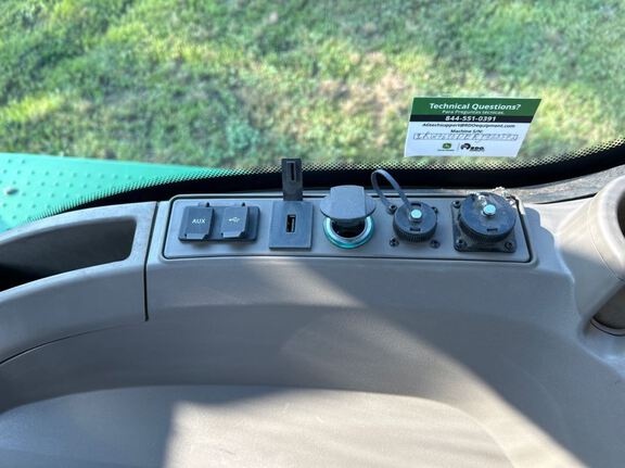 2024 John Deere 9RX 640 Tractor Rubber Track