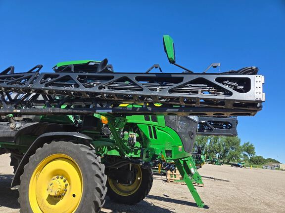 2025 John Deere 412R Sprayer/High Clearance