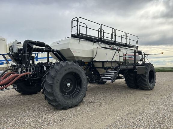 2022 Bourgault 3720-50/9650 Air Seeder