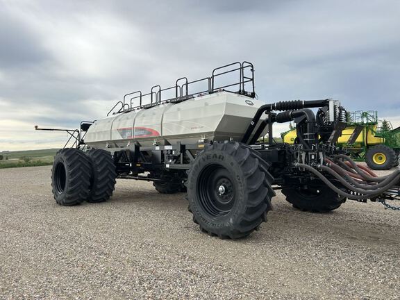 2022 Bourgault 3720-50/9650 Air Seeder