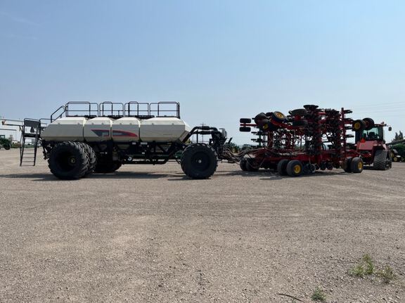 2022 Bourgault 3720-50/9650 Air Seeder