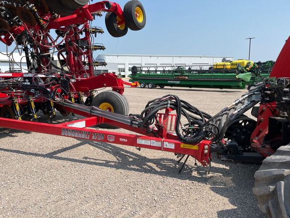 2022 Bourgault 3720-50/9650 Air Seeder