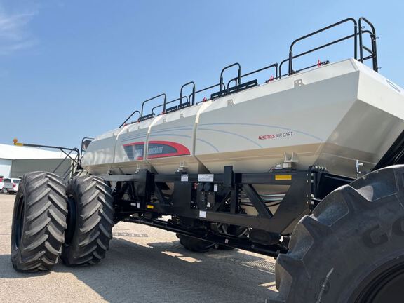 2022 Bourgault 3720-50/9650 Air Seeder