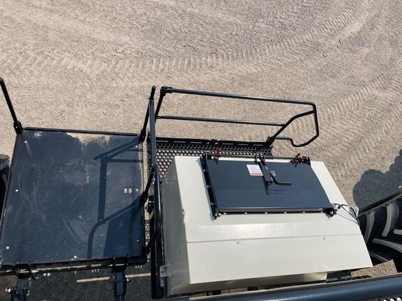 2022 Bourgault 3720-50/9650 Air Seeder