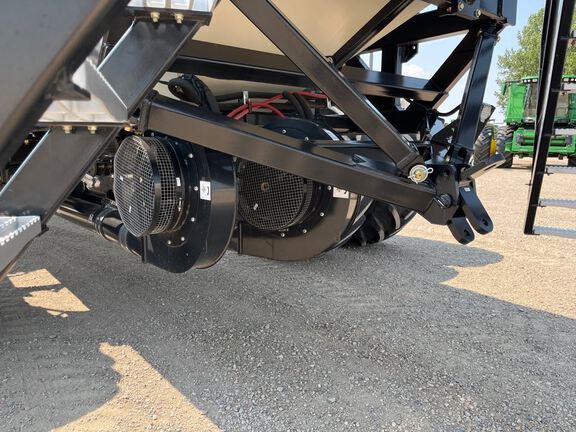 2022 Bourgault 3720-50/9650 Air Seeder