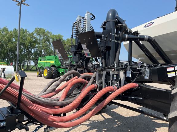 2022 Bourgault 3720-50/9650 Air Seeder