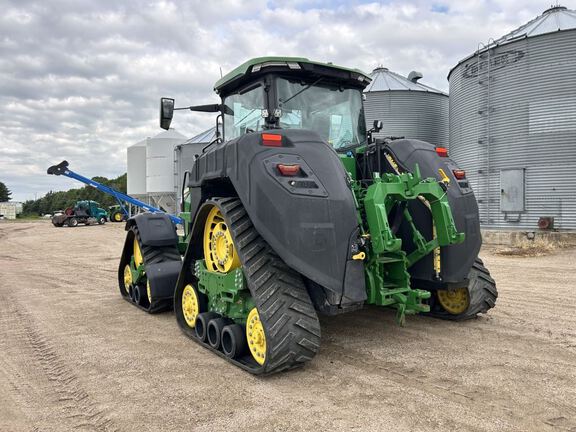 2025 John Deere 8RX 410 Tractor Rubber Track